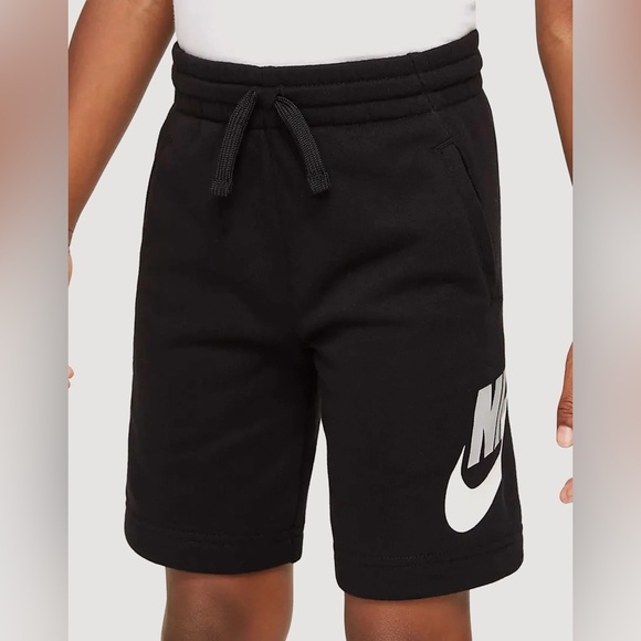 NIKE Boy’s Club Fleece Shorts sz 6, NWT - Picture 2 of 8